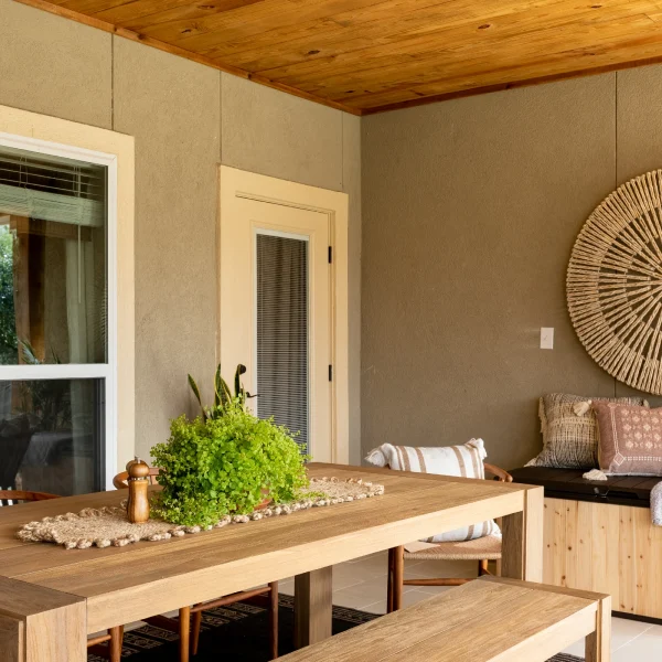 JPAGE-InteriorDecorating-15317Chianti--13