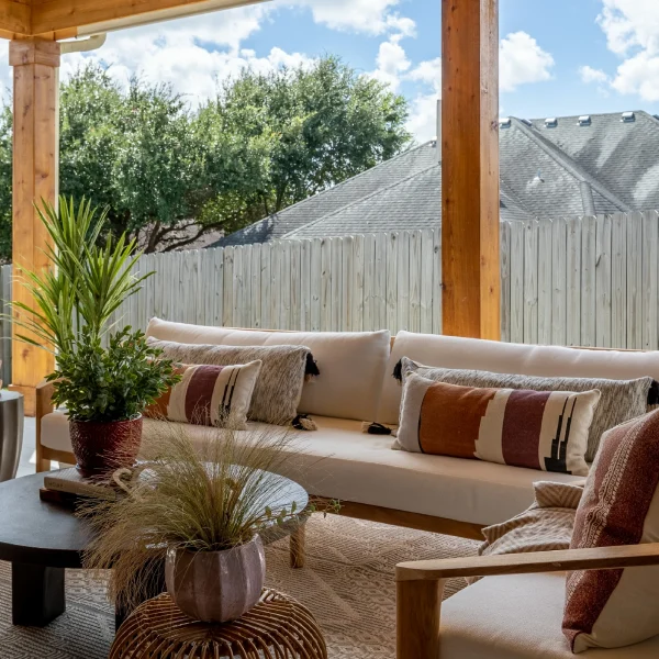 JPAGE-InteriorDecorating-15317Chianti--17